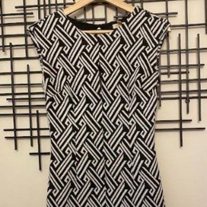 Anthropologie SILENCE + NOISE Geometric Keyhole Dress (Small)